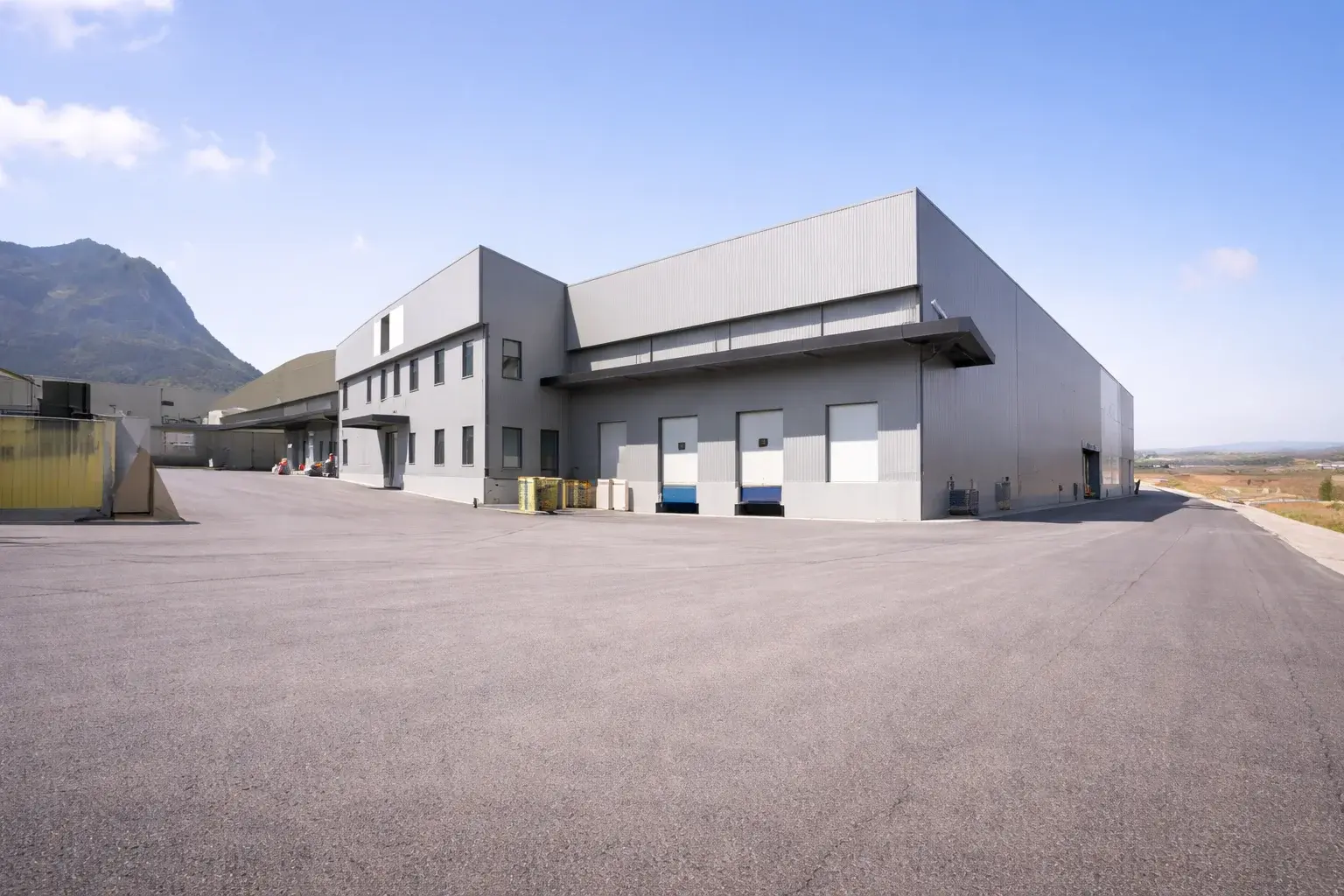 Noventa Warehouse Facilities